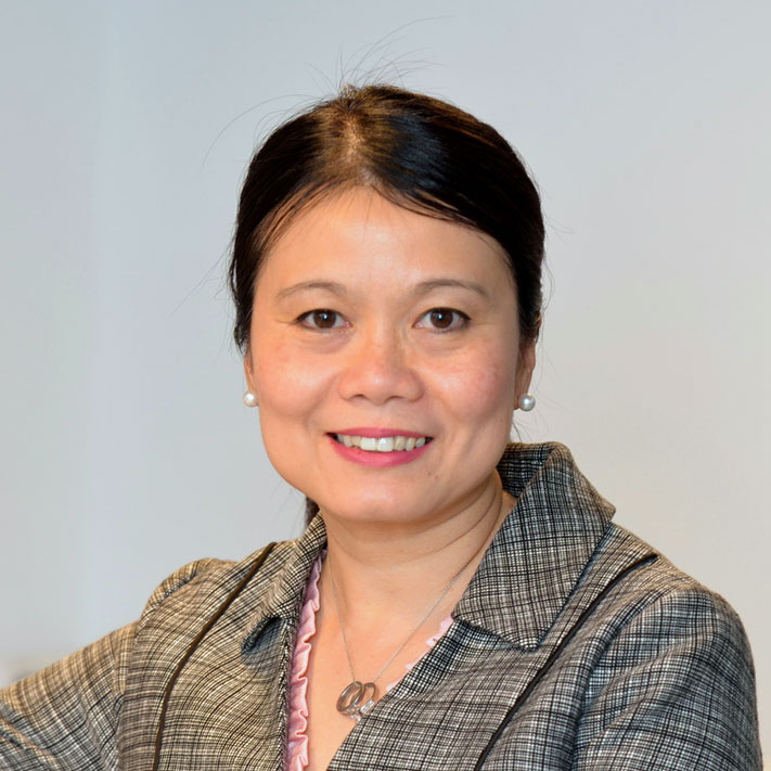 Dr Lily Ooi - Brisbane Eye  Surgeon